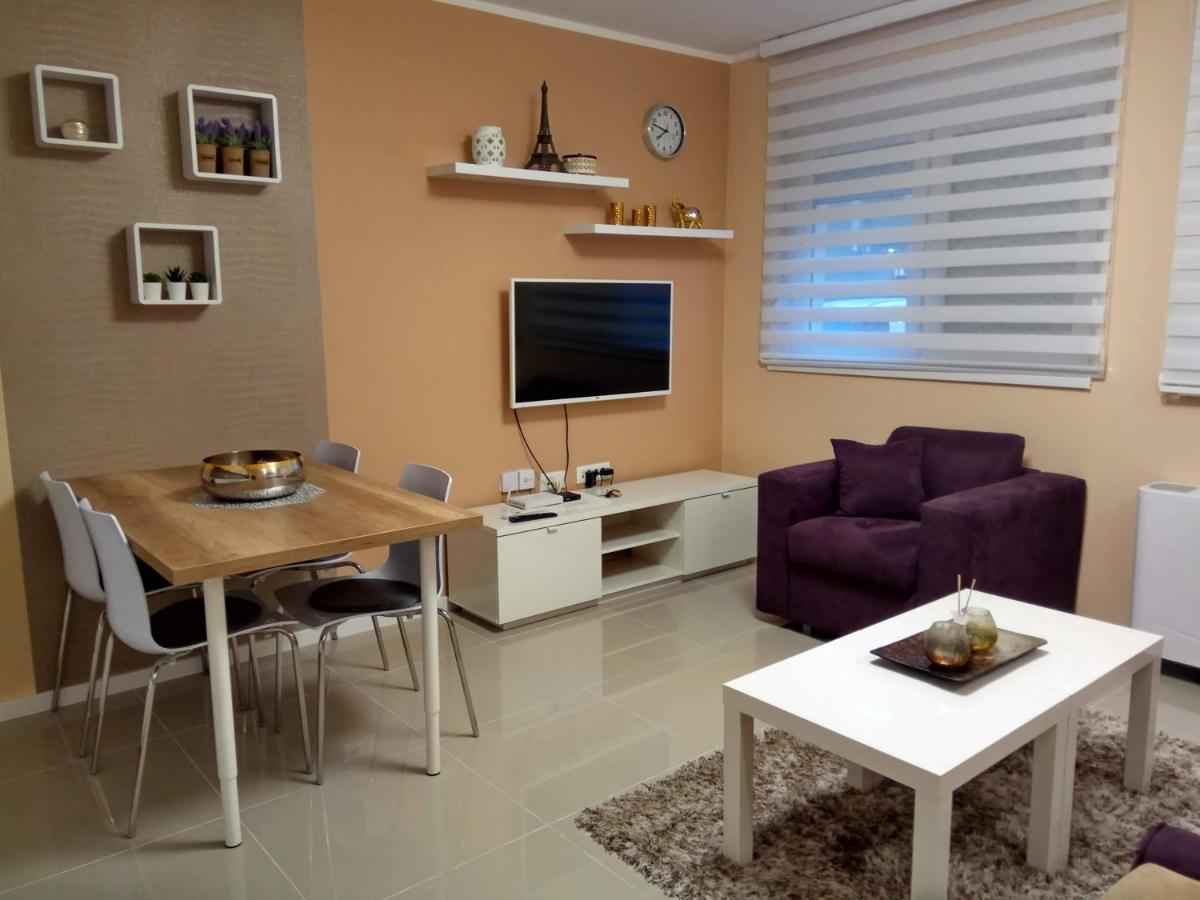 Apartment Cherry Gold Zrenjanin Exterior foto